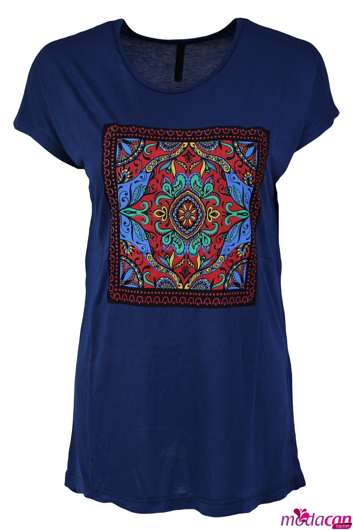 https://resim.modacantoptan.com/hm00383/006/br_19-kilim-desenli-tisort-51159-7056.jpg