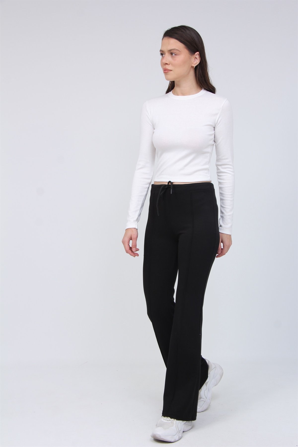 Model Kumaş Bağcıklı Cımalı Pabtolon 