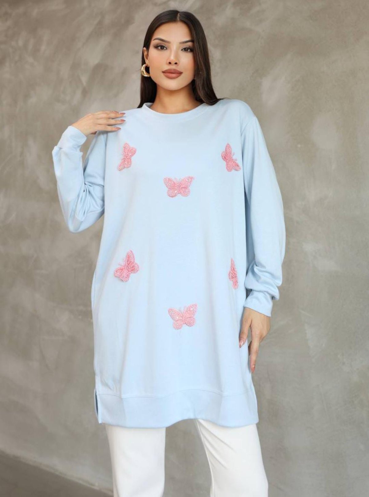 https://resim.modacantoptan.com/hm014864/004/inci-islemeli-kelebel-tunik-model-kumas-016f558ce5a3.jpg