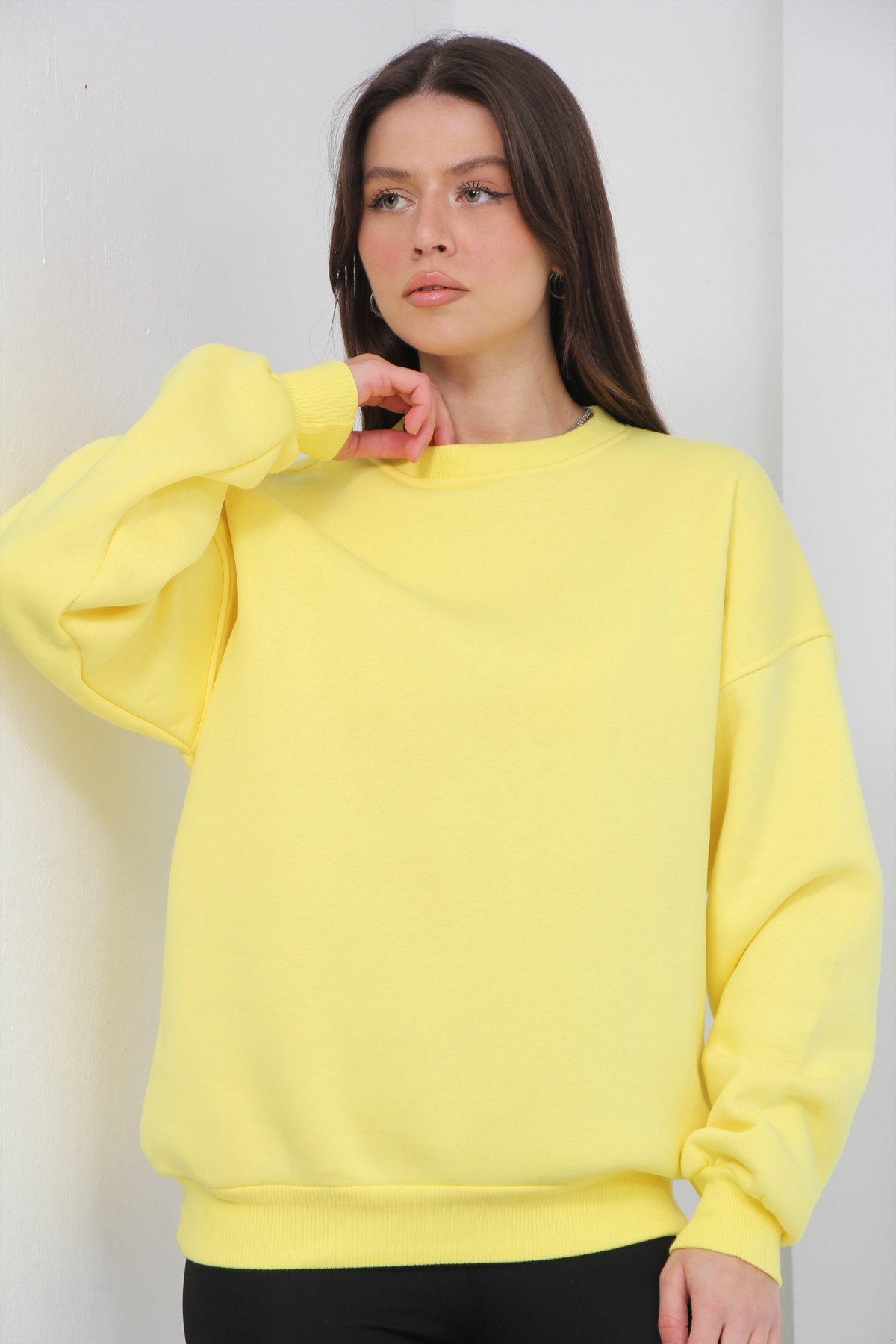 Bisiklet Yaka 3 İplik Şardonlu Sweat 