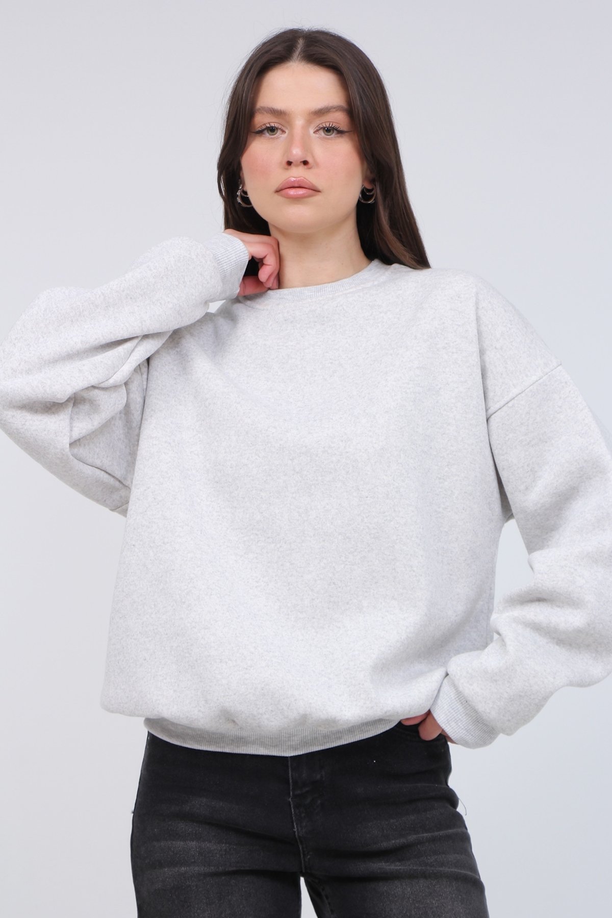 https://resim.modacantoptan.com/hm015365/020/bisiklet-yaka-3-iplik-sardonlu-sweat-0153d38d7e9f.jpg