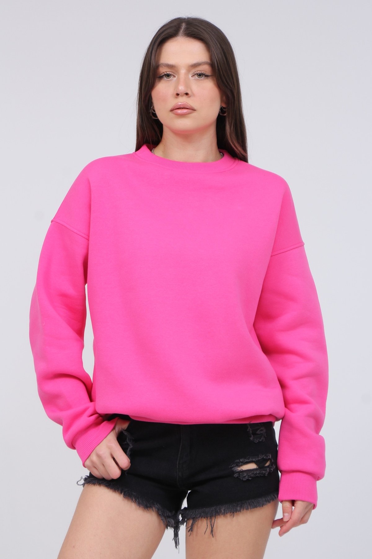 https://resim.modacantoptan.com/hm015365/030/bisiklet-yaka-3-iplik-sardonlu-sweat-0153d38d7e9f.jpg
