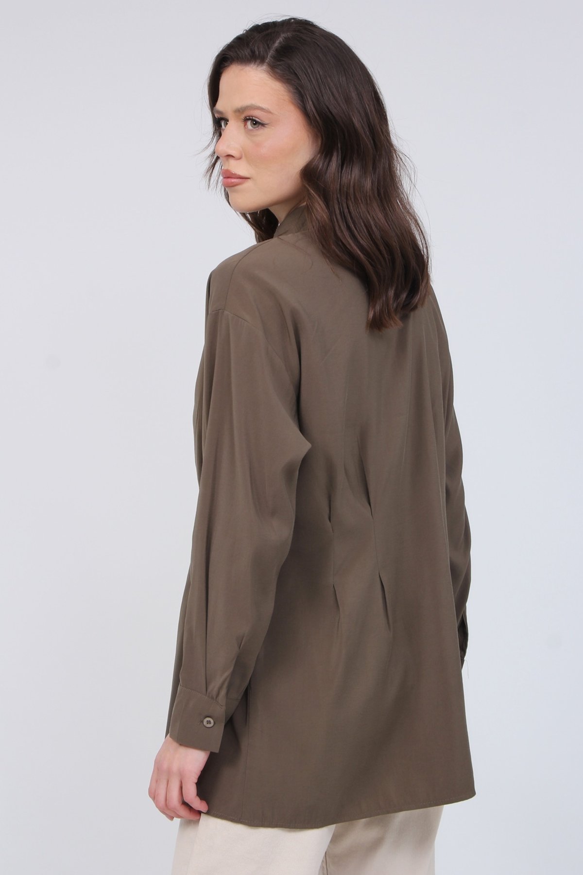 Pile Detaylı Gömlek 