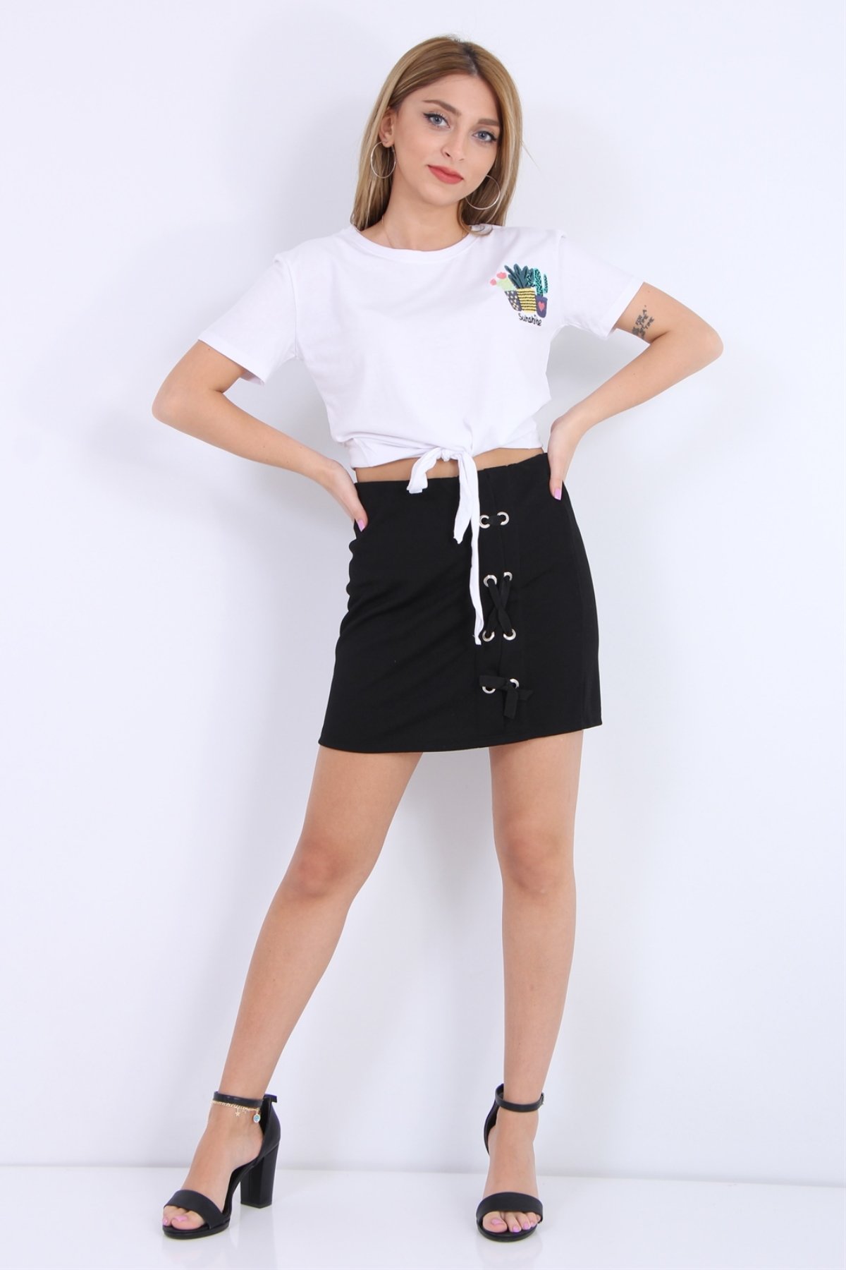 https://resim.modacantoptan.com/hm03879/016/sw_1932-alttan-baglamali-t_shirt-74876-4540.jpg