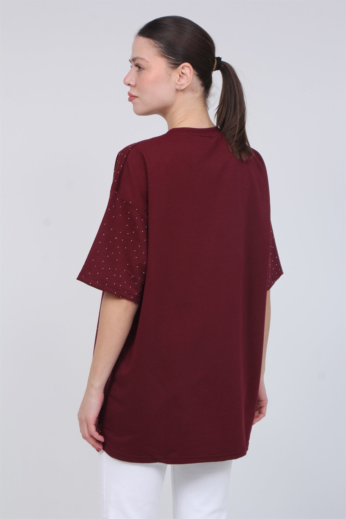 Biklet Yaka Taşlı Tişört 