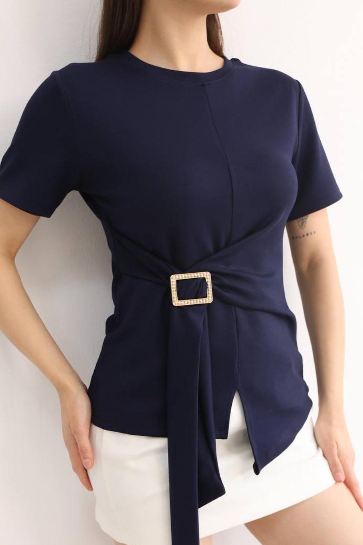 Modal Kumaş Tokalı Kısa Kol Buluz 